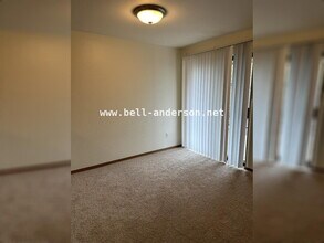 23929 102nd Ave SE in Kent, WA - Building Photo - Building Photo