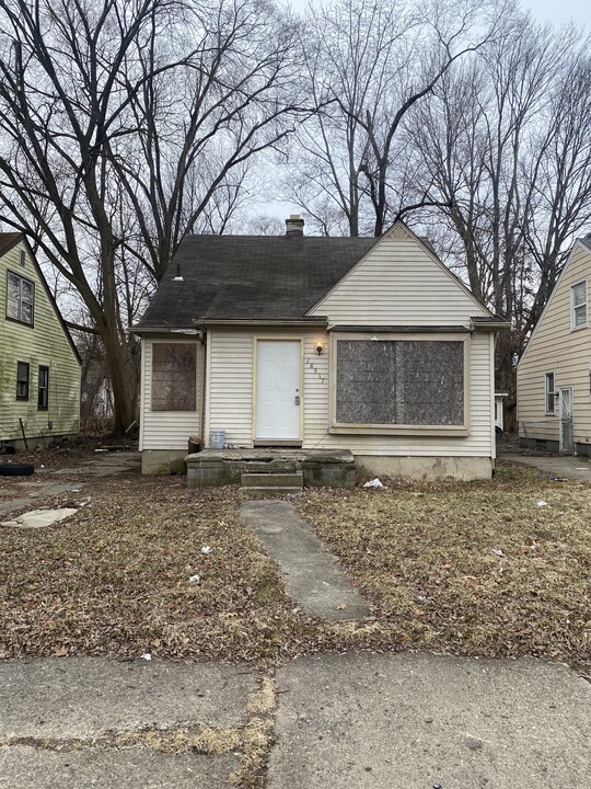 18517 Heyden St in Detroit, MI - Building Photo