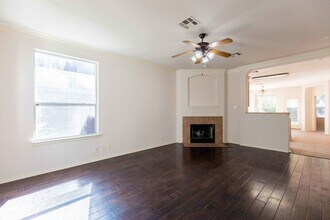 509 Foxford Run Dr in Schertz, TX - Building Photo - Building Photo