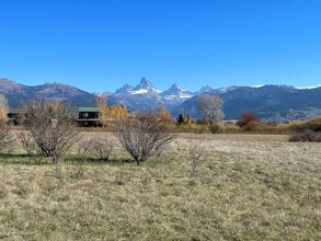 3791 Whitney Dr in Driggs, ID - Building Photo - Building Photo