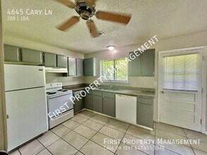 4645 Cary Ln in Chattanooga, TN - Building Photo - Building Photo
