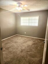 43757 Albeck Ave in Lancaster, CA - Building Photo - Building Photo