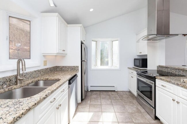 200 Bent Tree Rd in Asheville, NC - Building Photo - Building Photo