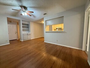 12812 Tomanet Trail in Austin, TX - Building Photo - Building Photo