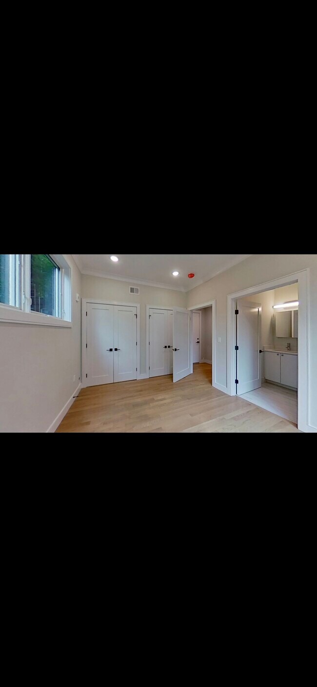 property at 20 Warren St