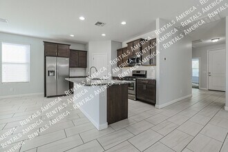13560 W Briles Rd in Peoria, AZ - Building Photo - Building Photo