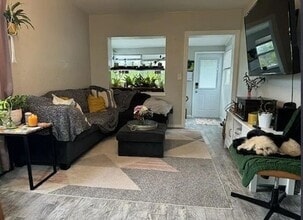 5717 20th Ave S in Gulfport, FL - Building Photo - Building Photo