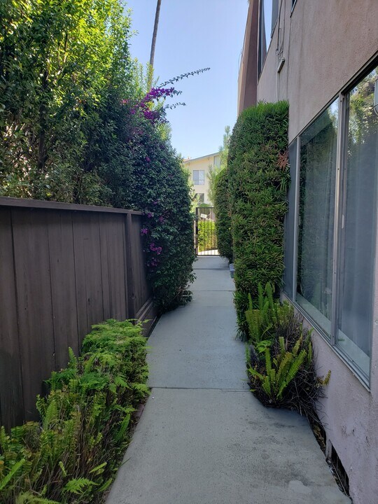1118 9th St in Santa Monica, CA - Foto de edificio