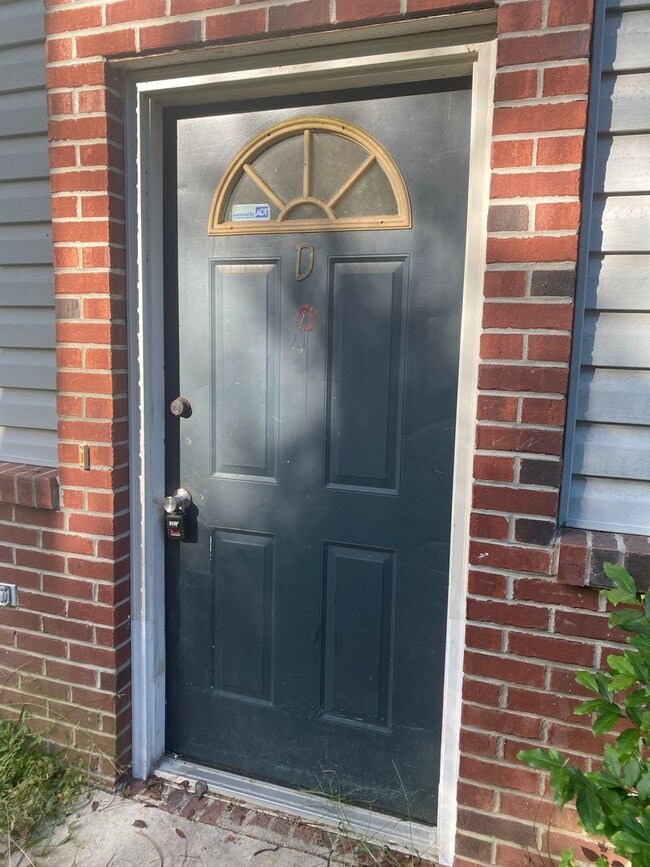 property at 2603 W Tharpe St