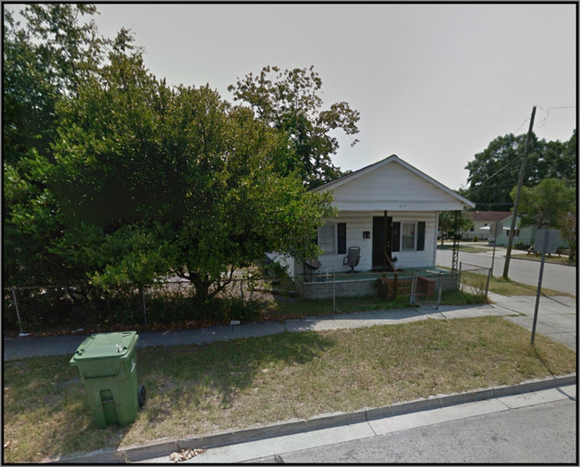 919 S 12th St in Wilmington, NC - Building Photo - Building Photo