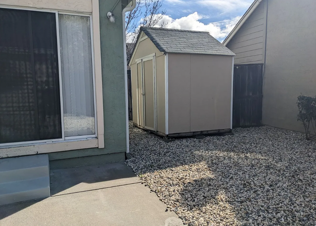 941 Beechwood Cir in Suisun City, CA - Building Photo - Building Photo