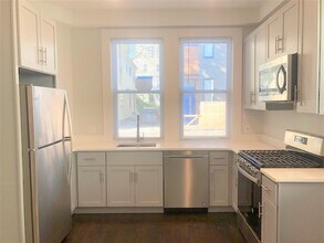 75 Kinnaird St, Unit 0 in Cambridge, MA - Foto de edificio - Building Photo