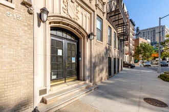 515 Edgecombe Ave in New York, NY - Foto de edificio - Building Photo