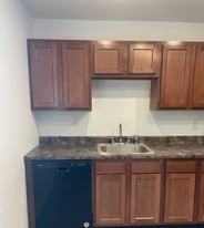 807 S Morrison Ave in Collinsville, IL - Building Photo