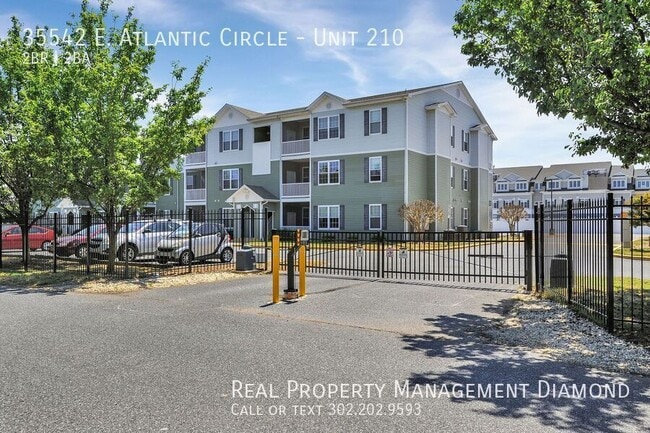 35542 E Atlantic Cir in Rehoboth Beach, DE - Building Photo - Building Photo