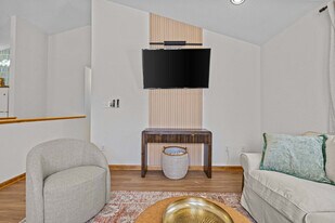 2027 Hampton St in Kill Devil Hills, NC - Building Photo