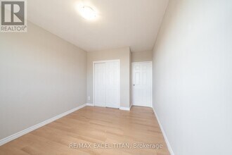 468 Ottawa St N in Hamilton, ON - Building Photo - Building Photo