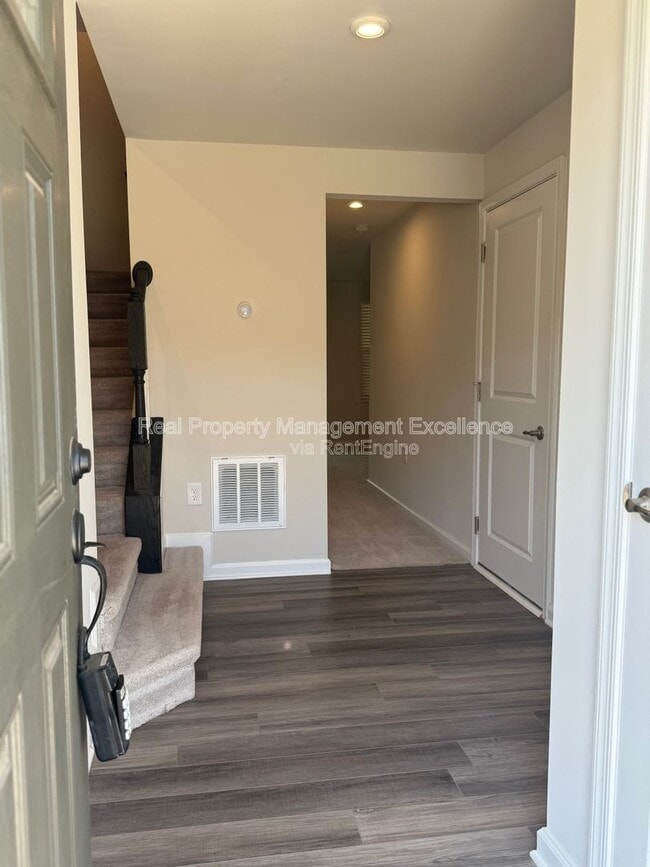 6625 Pathfinder Wy in Raleigh, NC - Building Photo - Building Photo