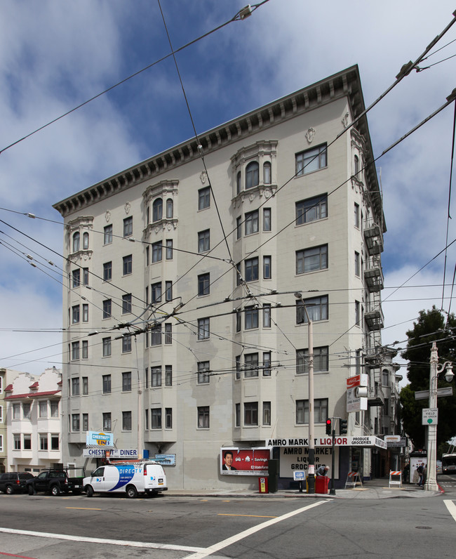 2901 Van Ness Ave in San Francisco, CA - Building Photo - Building Photo