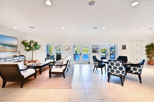 491 17th Ave S in Naples, FL - Building Photo - Building Photo