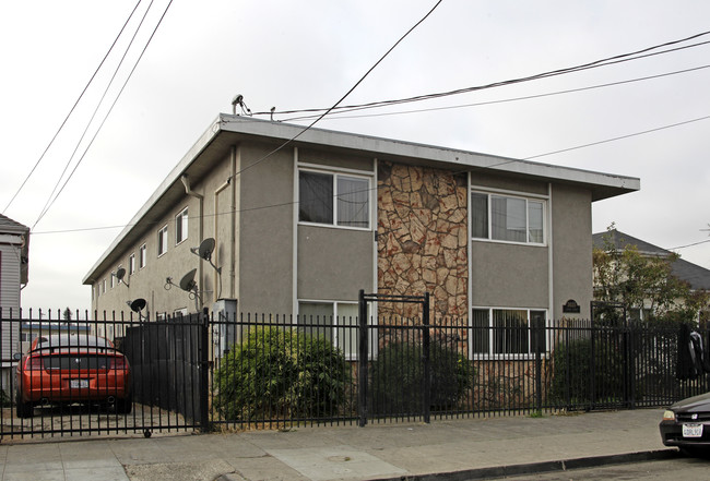 3035 School St in Oakland, CA - Building Photo - Building Photo