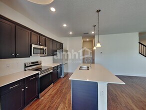 2780 Ponds Trl in St. Cloud, FL - Foto de edificio - Building Photo