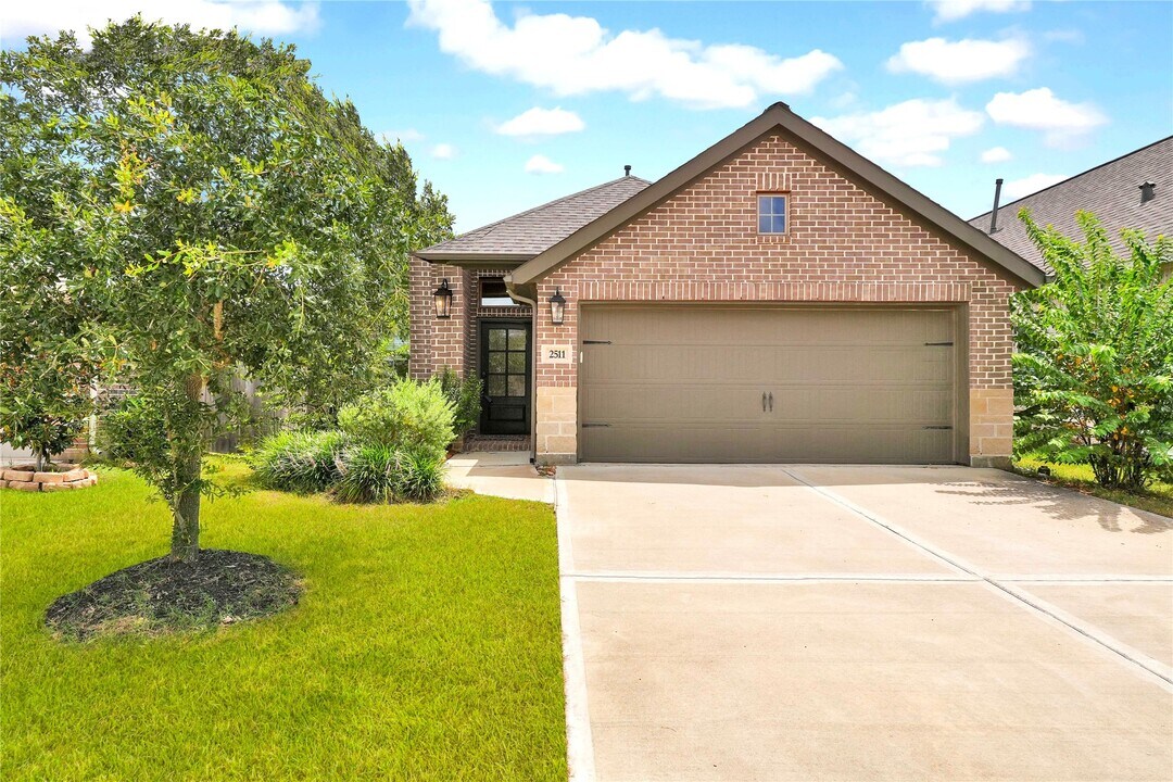 2511 Summer Peach St in Katy, TX - Building Photo