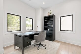 10620 Parkwood Dr in Kensington, MD - Building Photo - Building Photo