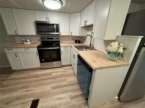 3118 Dorothy Pl in Ellenton, FL - Building Photo - Building Photo