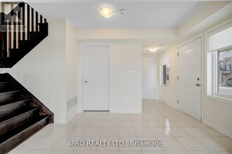 1125-1125 Leger Wy in Milton, ON - Building Photo - Building Photo