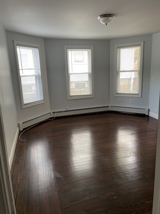 134 Monroe St in New Britain, CT - Building Photo