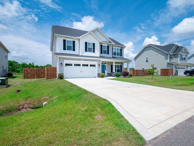 909 Needlerush Rd in Sneads Ferry, NC - Building Photo - Building Photo