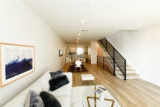 15810 Villas Ln in Gardena, CA - Building Photo - Building Photo