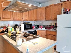 24 St Cyprians Pl in Boston, MA - Building Photo - Building Photo