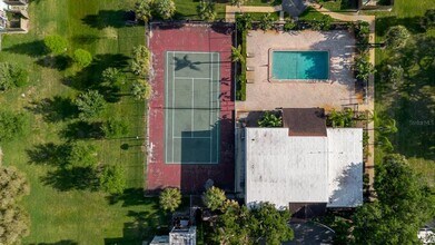 14419 Americana Cir in Tampa, FL - Building Photo - Building Photo