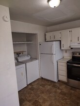 5908 Parker Rd E in Sumner, WA - Foto de edificio - Building Photo