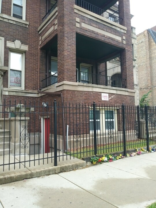 3748 S King Dr in Chicago, IL - Foto de edificio