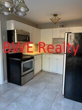 1100 W Main St in Franklin, TN - Building Photo - Building Photo