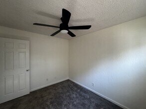 370 Bird St in Yuba City, CA - Building Photo - Building Photo