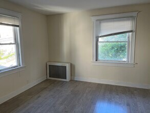 54 Ashwood Ave in Summit, NJ - Building Photo - Building Photo