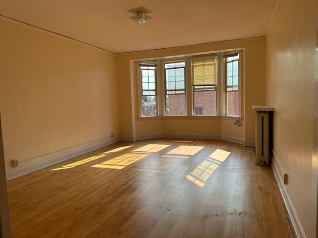 property at 440 N Park Ave