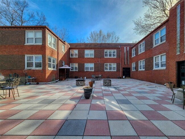 property at 7752 Wise Ave