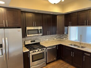 10330 S Green St in Chicago, IL - Building Photo - Building Photo