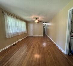 90 Pollard Dr in Newport News, VA - Building Photo - Building Photo