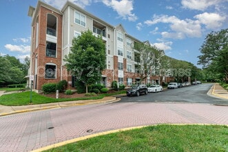 4860 Eisenhower Ave in Alexandria, VA - Building Photo - Building Photo