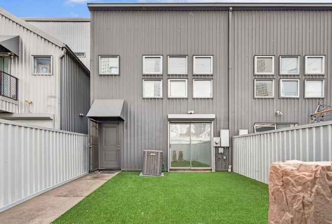 property at 706 Ruthven St