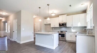 244 Sophie Cir in Locust Grove, GA - Building Photo - Building Photo