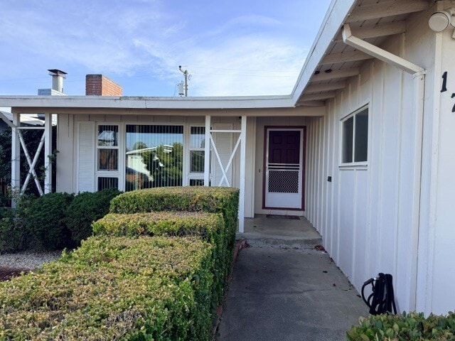 property at 1746 Dewey St