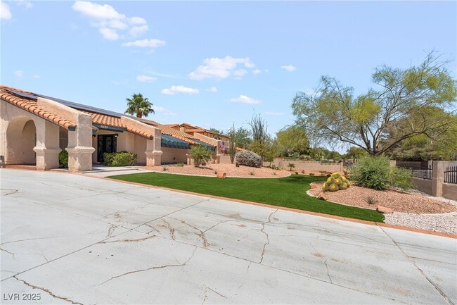 1765 Belcastro St in Las Vegas, NV - Building Photo - Building Photo