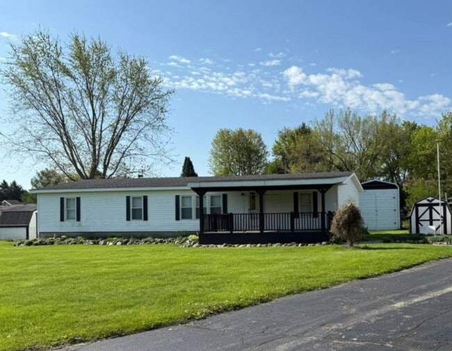 property at 5545 Monticello Dr